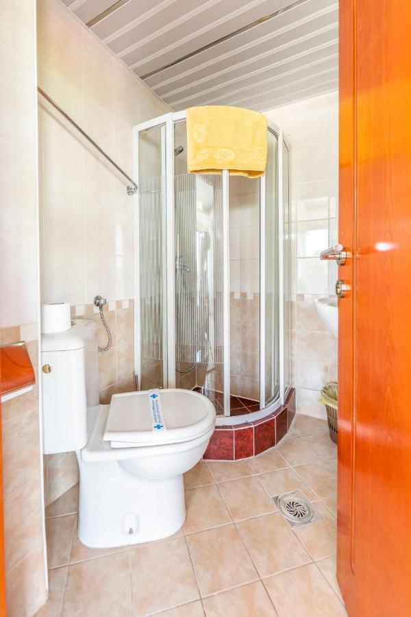 Villa Swiss オフリド エクステリア 写真